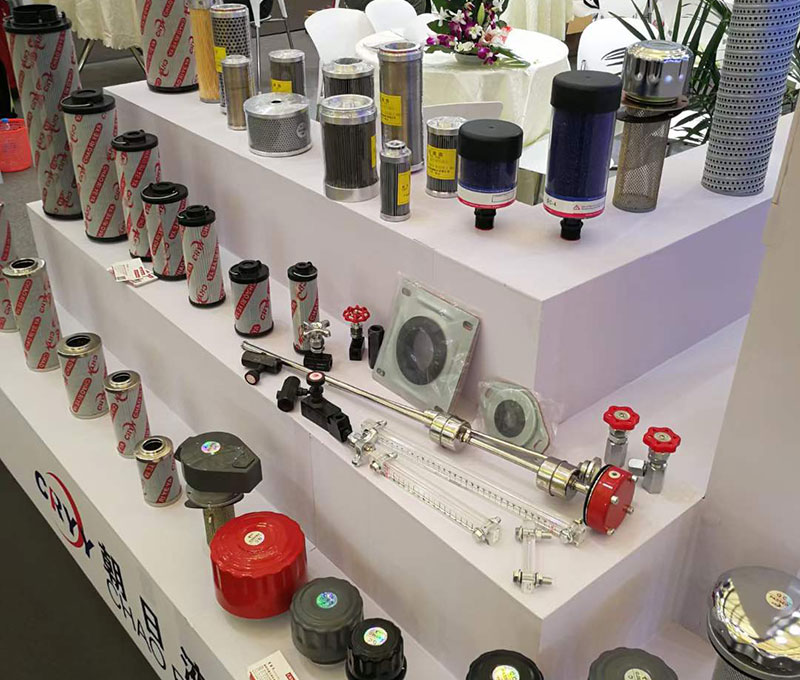 液压过滤器中常见的就是吸油过滤器、回油过滤器压力管路过滤器等等，使用过滤器的时候有很多的要求。那液压过滤器使用有哪些要求？3044AM永利集团液压告诉你：
